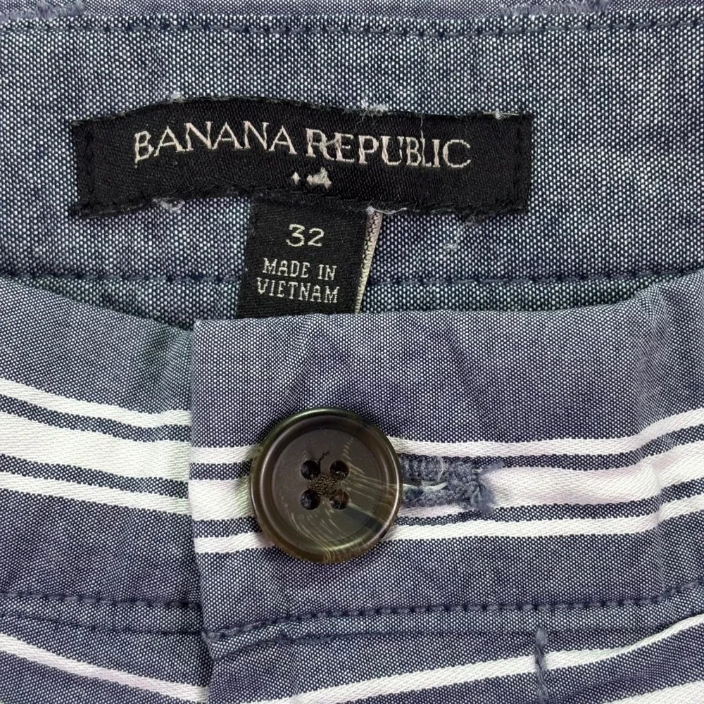 Banana Republic Mens Shorts 32 Blue White Striped Rio Horizontal Cotton Chino